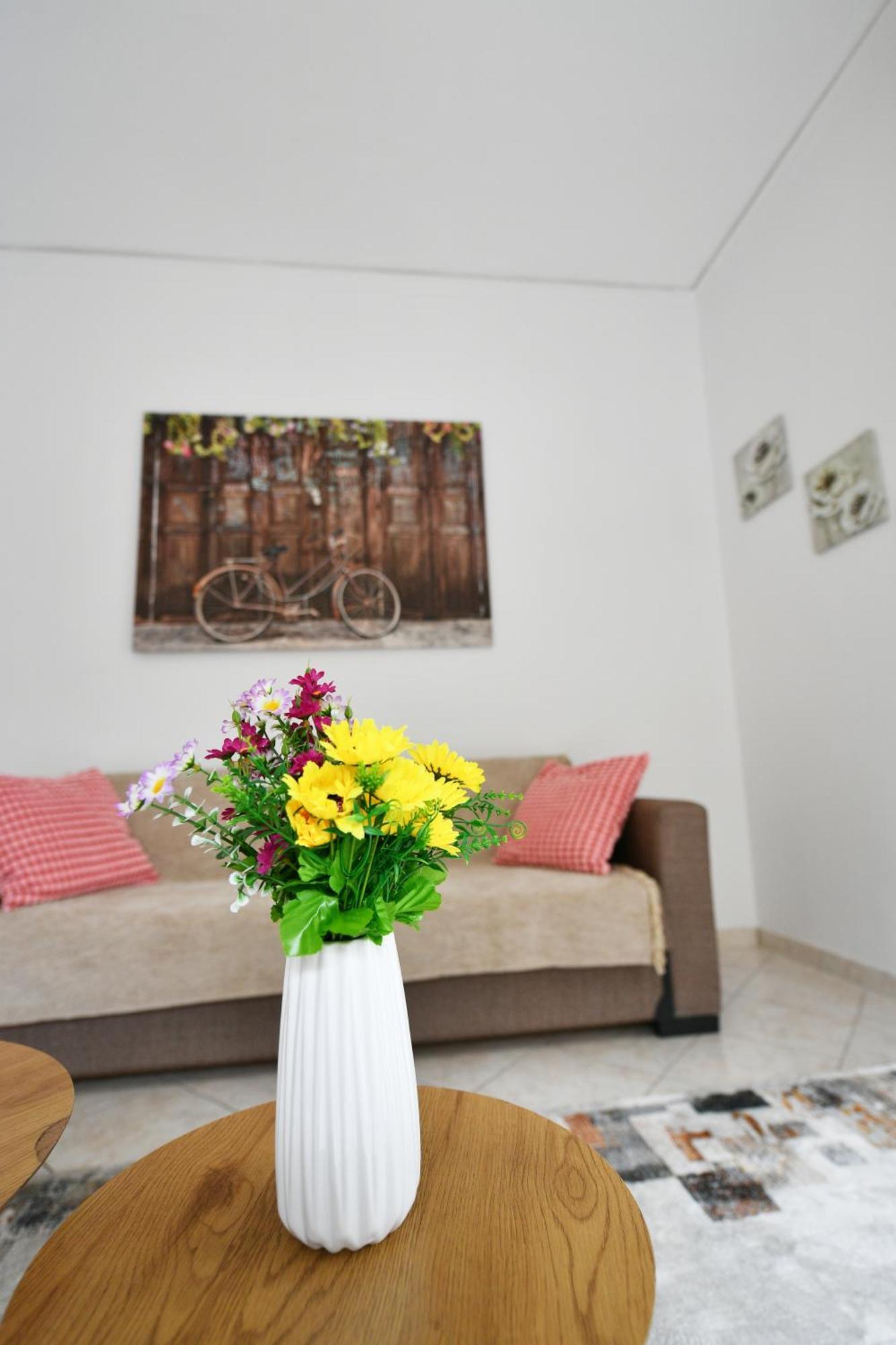 Nemapartment Athene Buitenkant foto